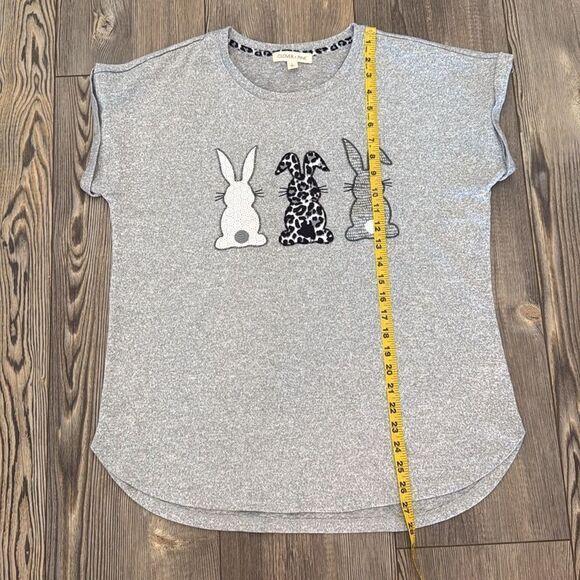Clover + Pine 3 Patterned Rabbit Tee - Picture 4 of 9
